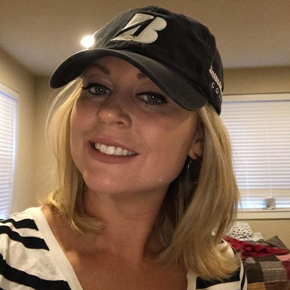 Meet your Posher, Crystal